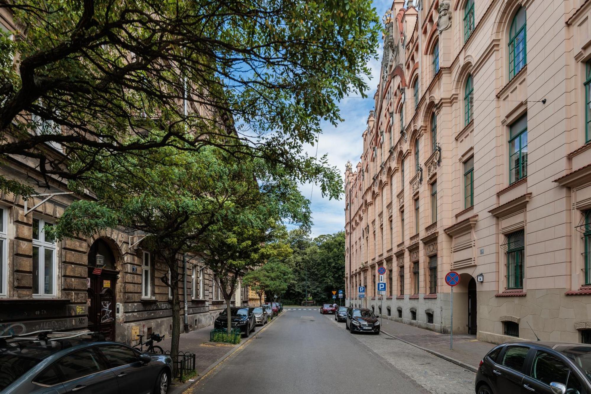 Apartment Charming Near The Main Market Square - By Upstairs *