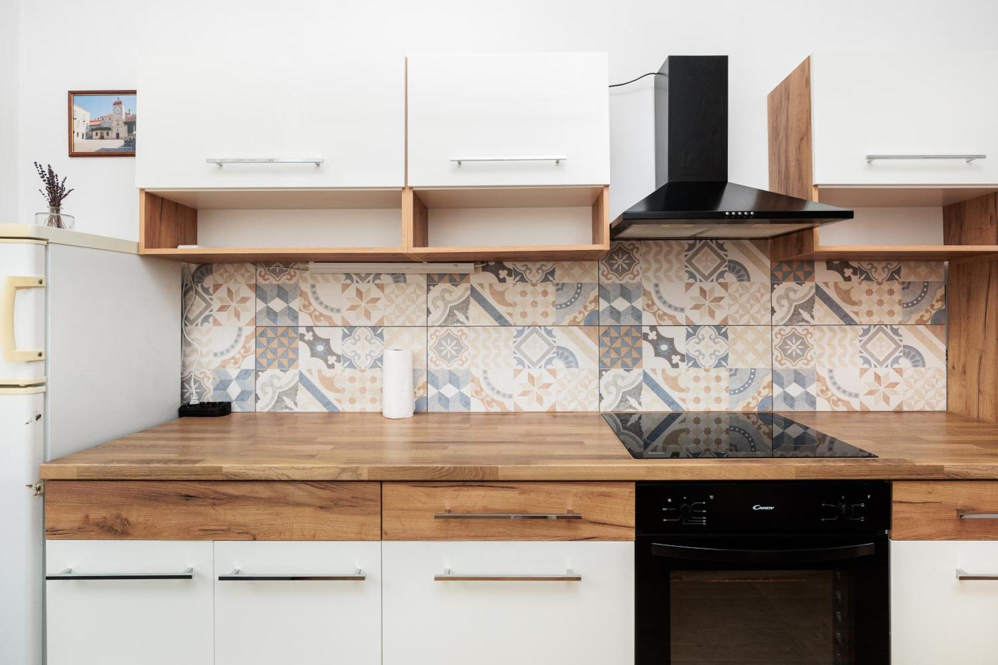 Charming Near The Main Market Square - By Upstairs Apartment *