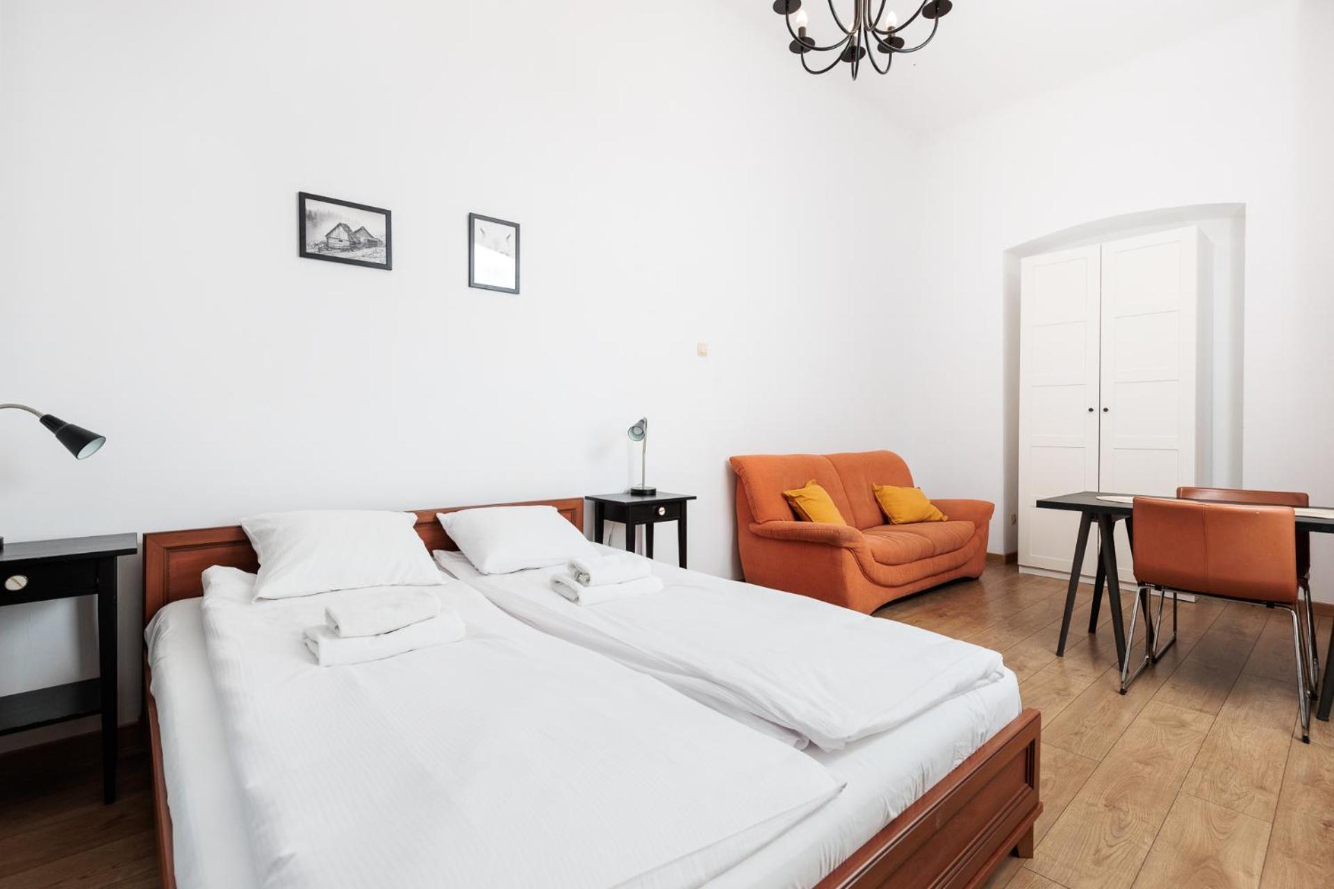 Charming Near The Main Market Square - By Upstairs * Krakau