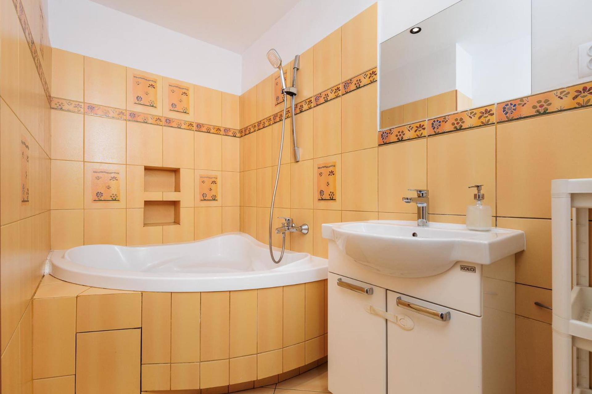 Charming Near The Main Market Square - By Upstairs * Krakau