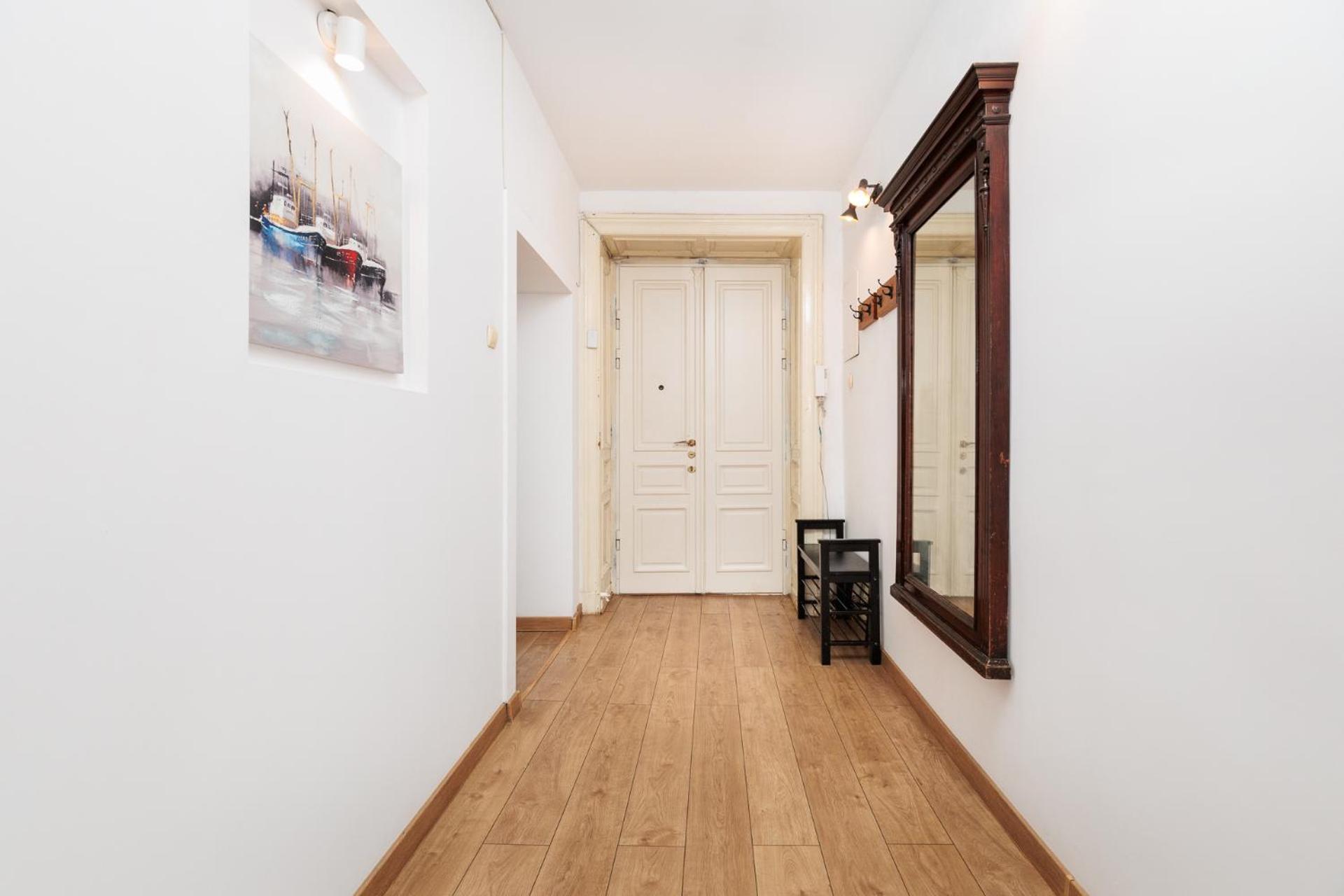 Apartment Charming Near The Main Market Square - By Upstairs